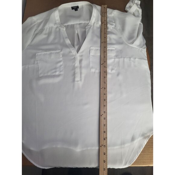 TORRID Women's SZ 2 Harper Georgette Roll Tab Blouse White Flowy Minimalist - Picture 5 of 8